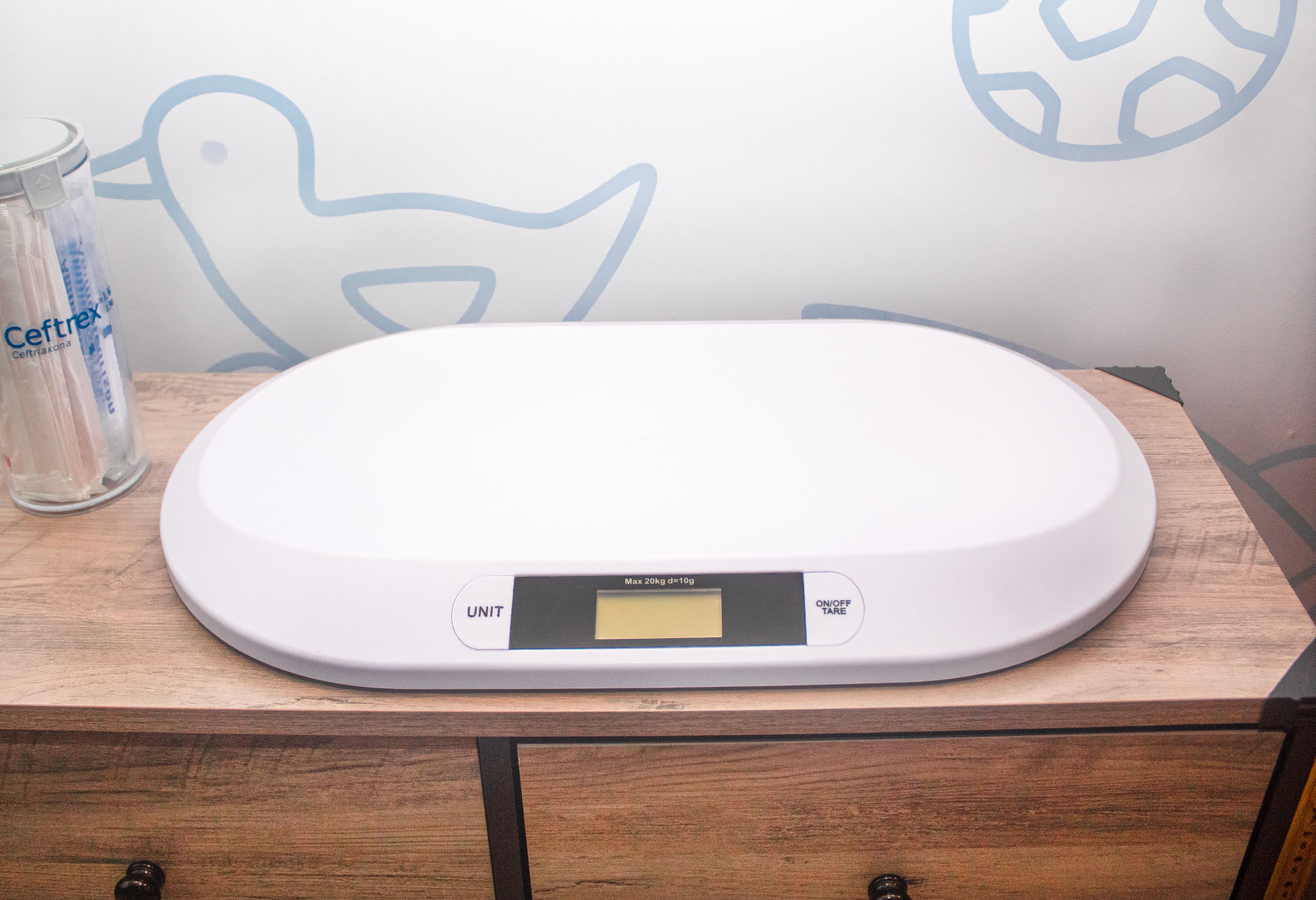 Ambiente Profesional Báscula pediátrica en consultorio Dr. Uziel Márquez Star Médica Veracruz